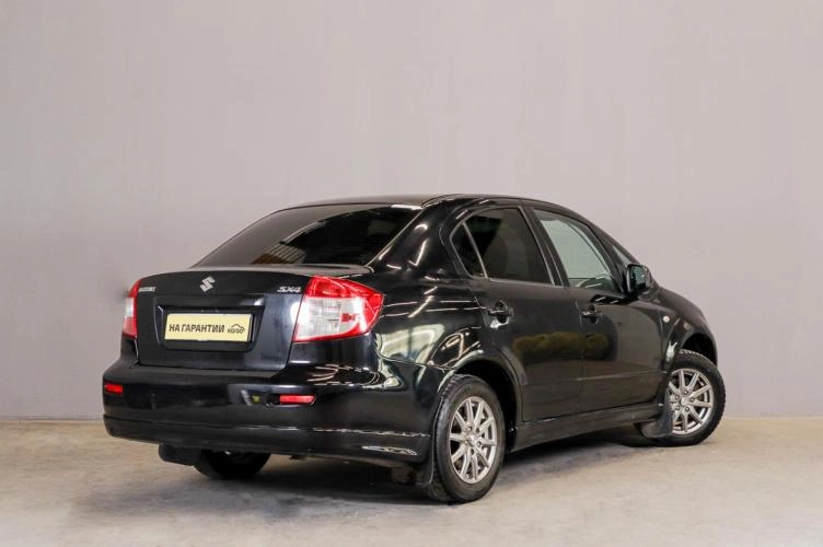 Suzuki SX4 6 из 6