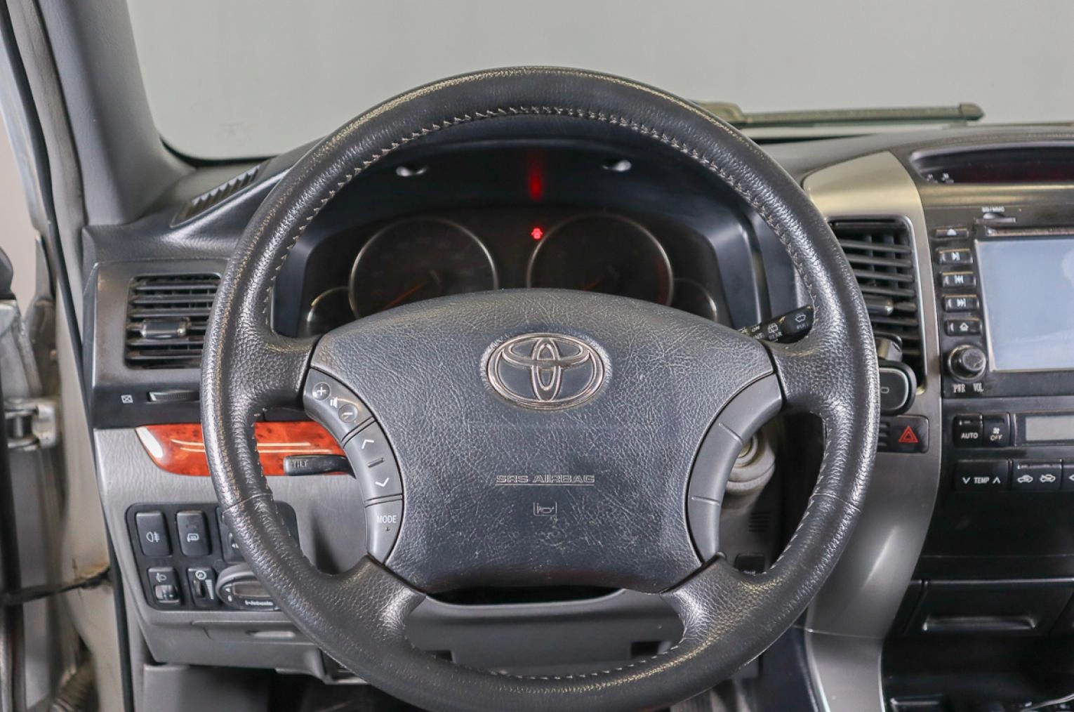 Toyota Land Cruiser Prado 12 из 16