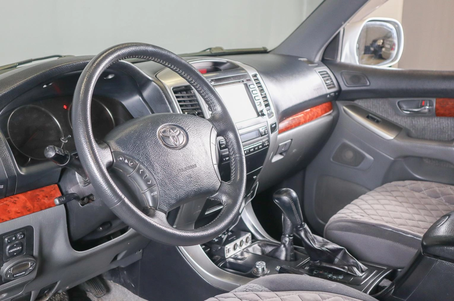 Toyota Land Cruiser Prado 10 из 16