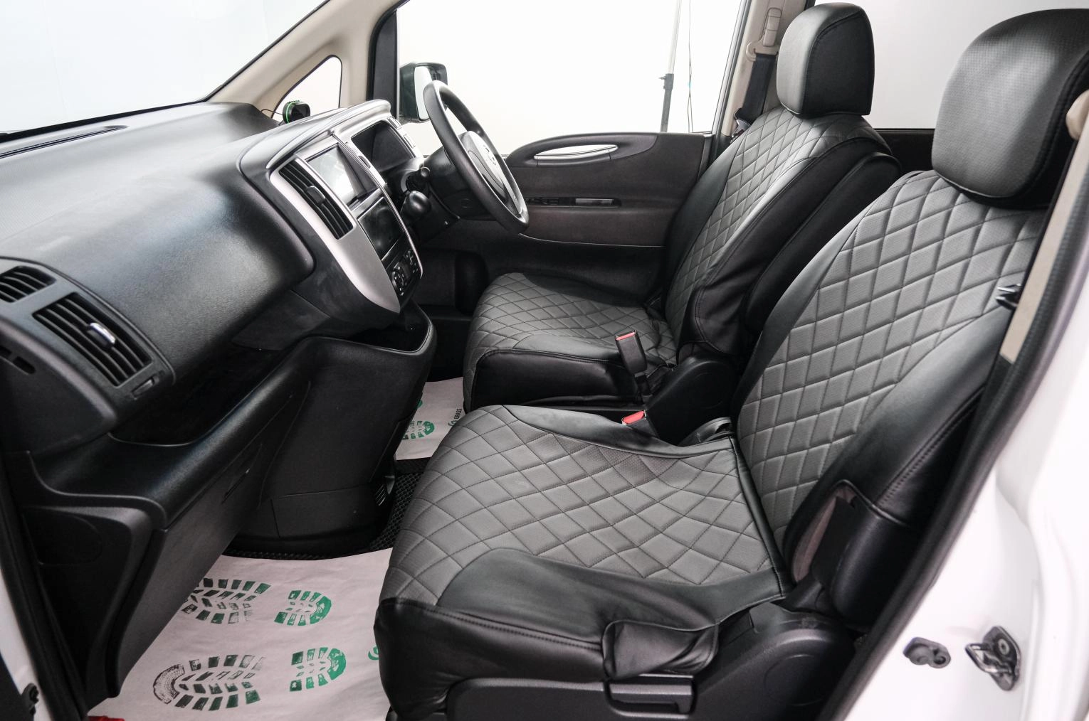 Nissan Serena 13 из 23