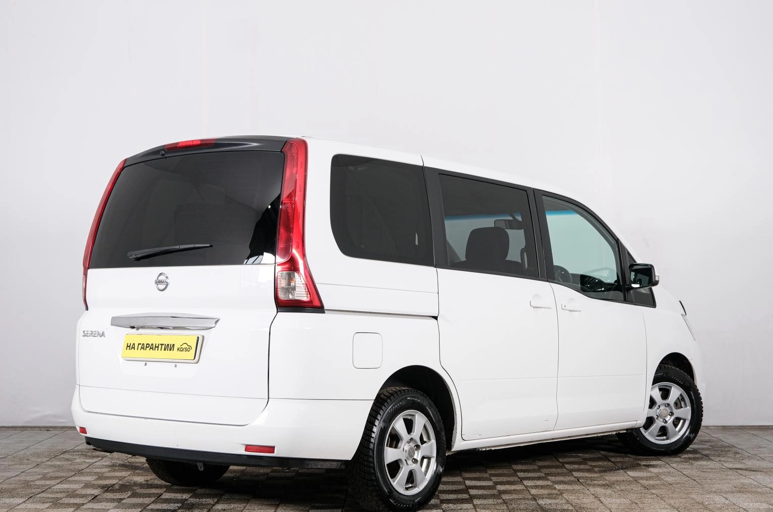 Nissan Serena 6 из 23