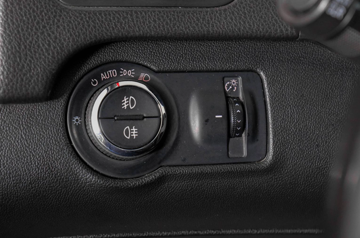 Opel Insignia 23 из 25