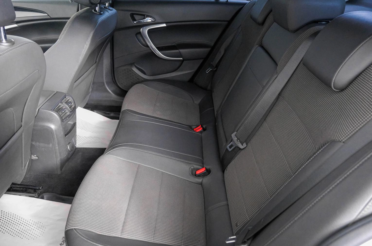 Opel Insignia 9 из 25