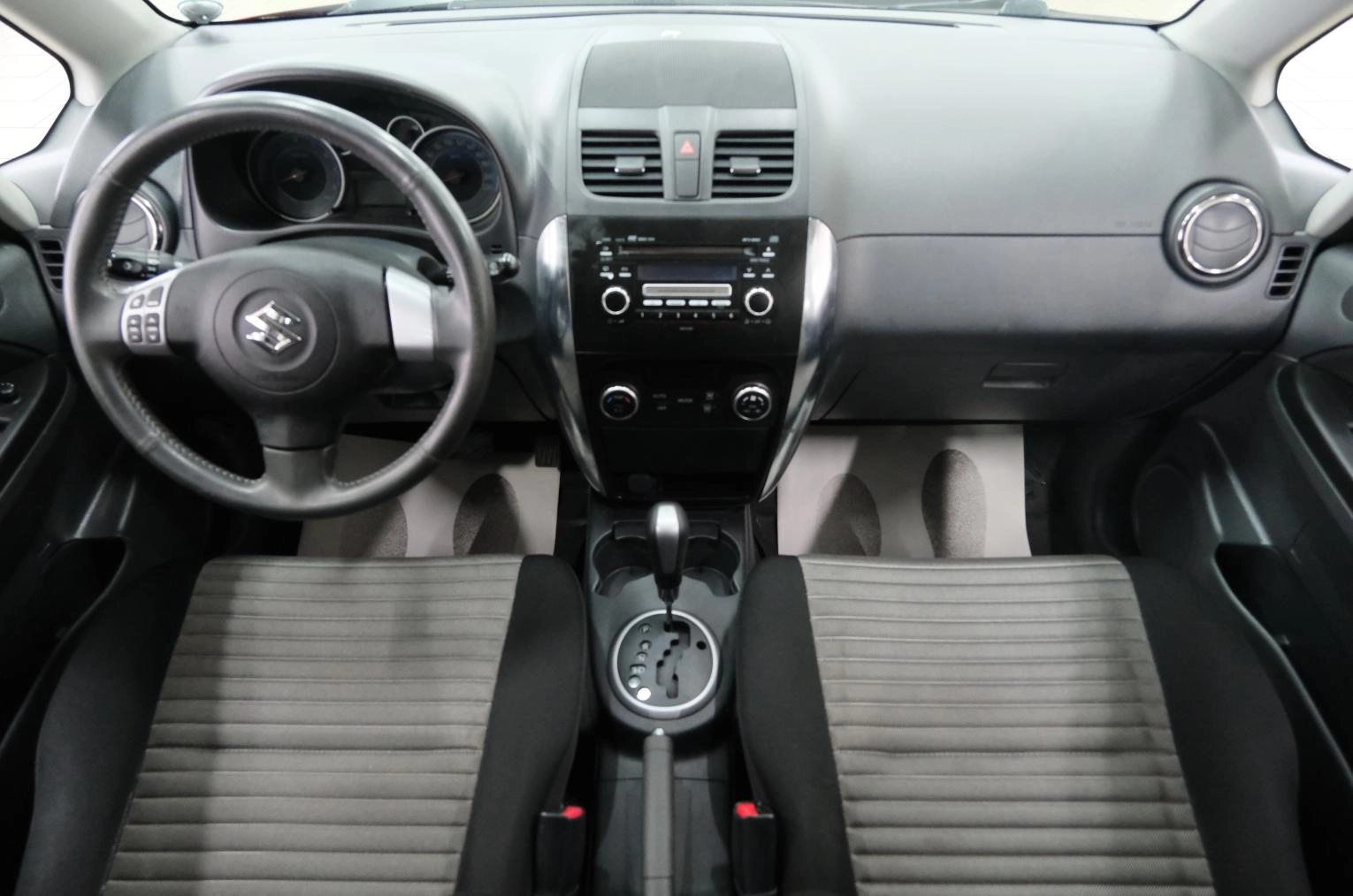 Suzuki SX4 13 из 22