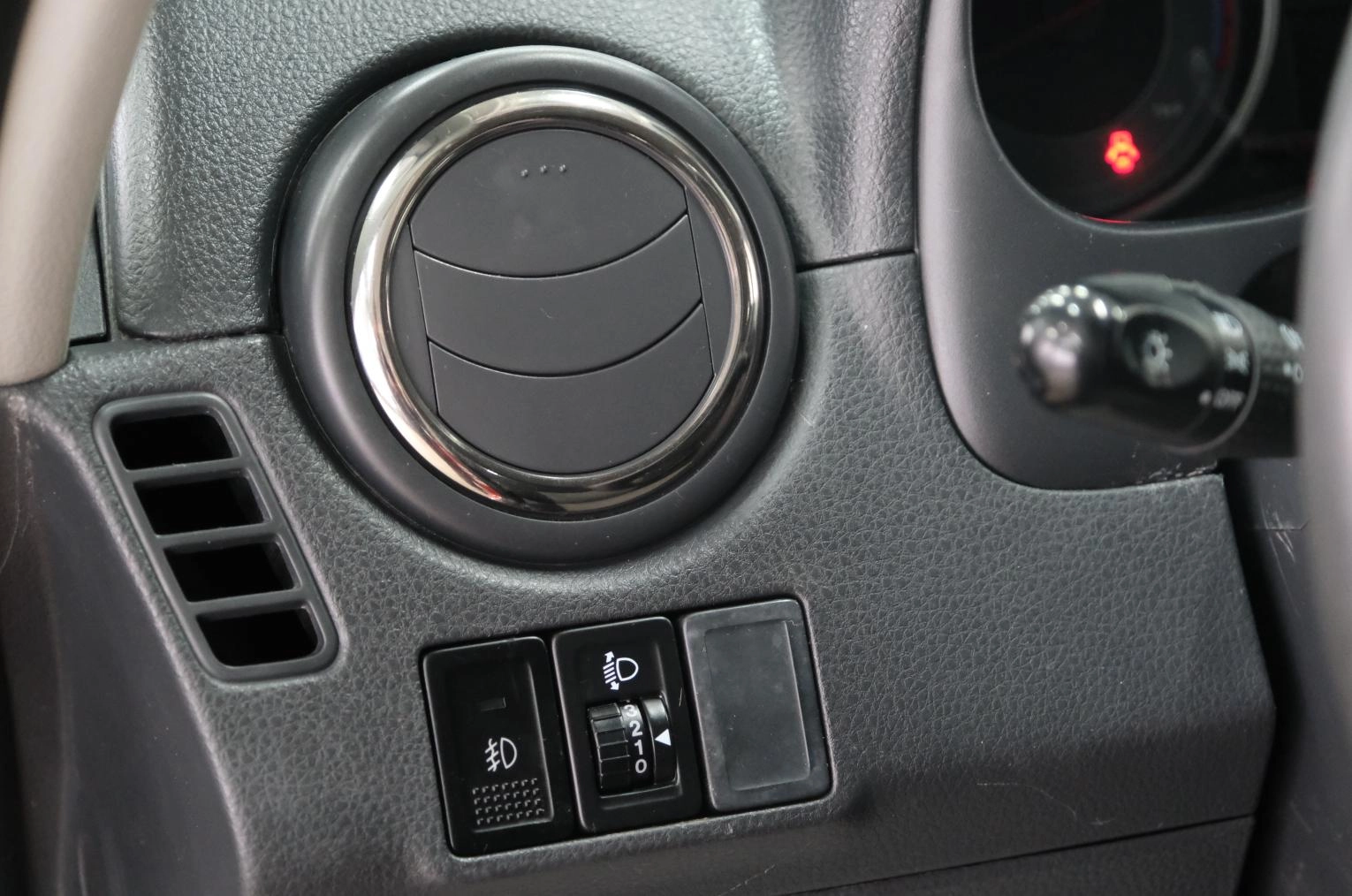 Suzuki SX4 9 из 22