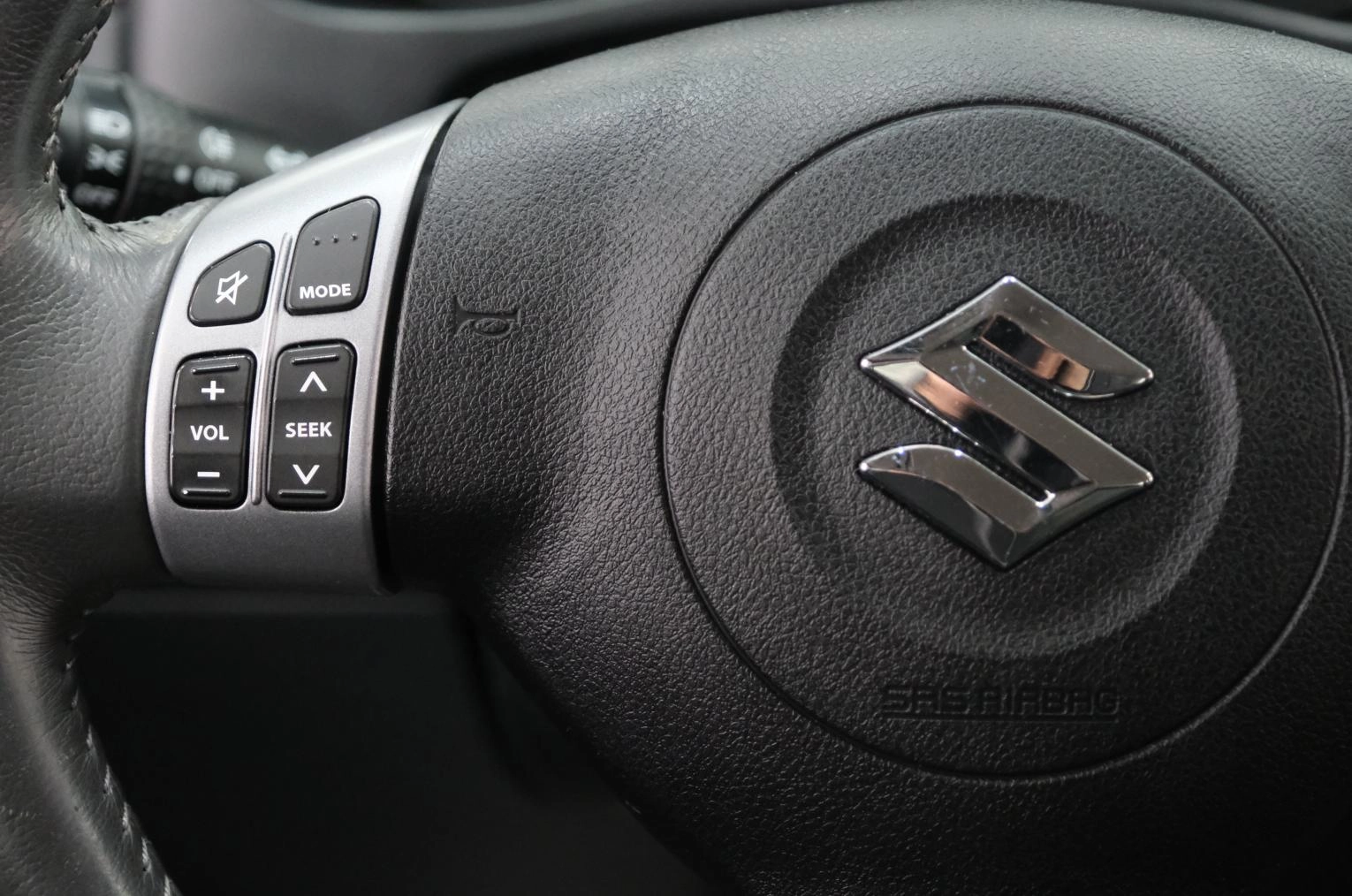 Suzuki SX4 12 из 22