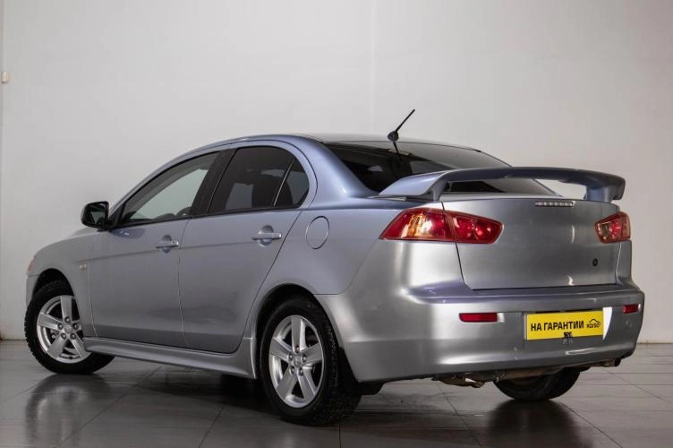 Mitsubishi Lancer 4 из 6