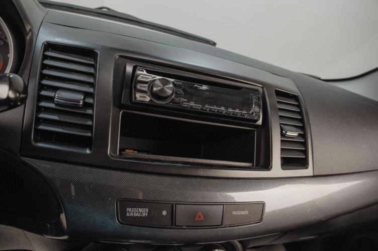 Mitsubishi Lancer 12 из 17