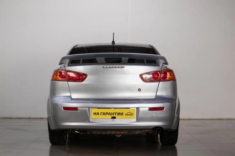 Mitsubishi Lancer 5 из 6