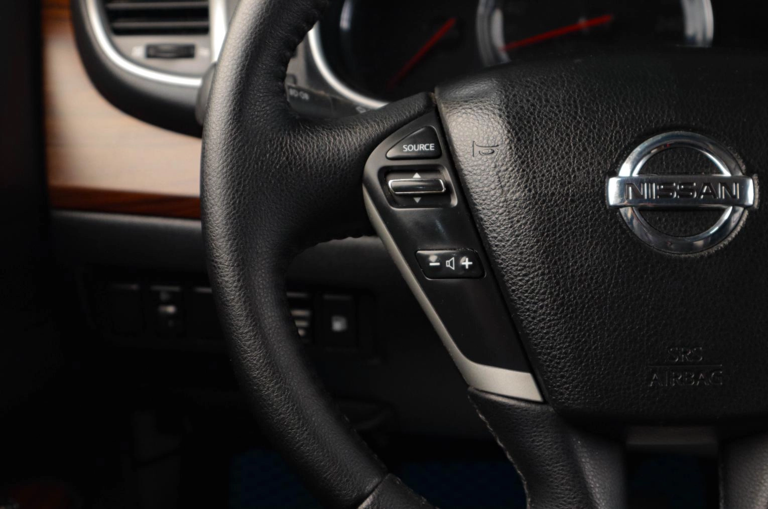 Nissan Teana 10 из 20