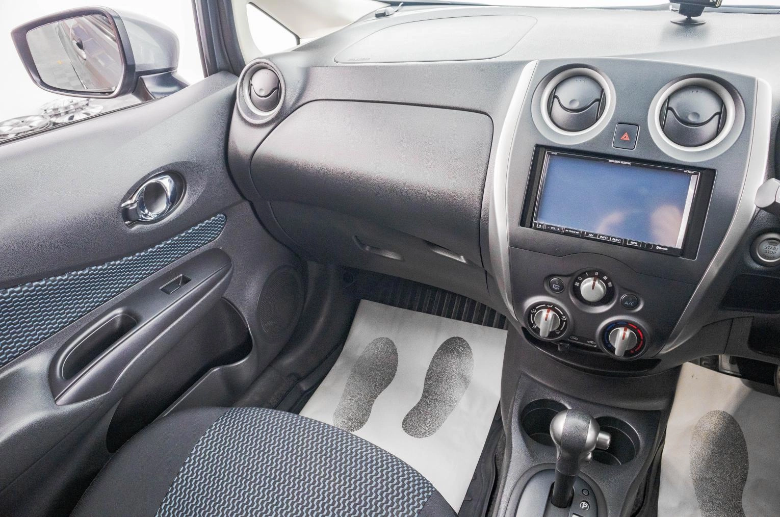 Nissan Note 22 из 26