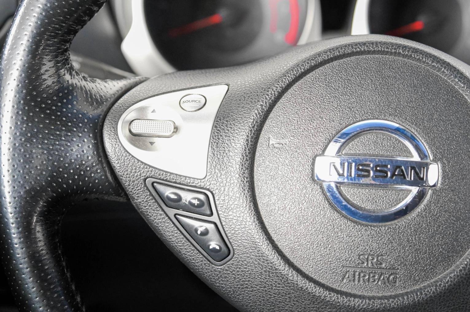 Nissan Juke 16 из 23