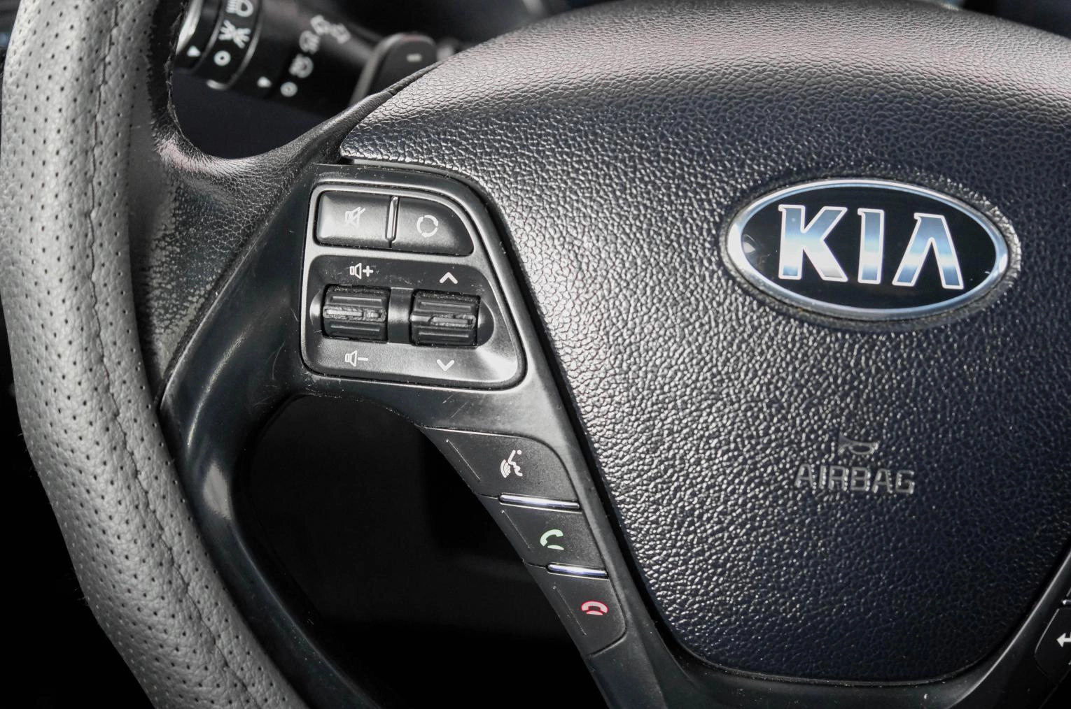 KIA cee'd 16 из 24