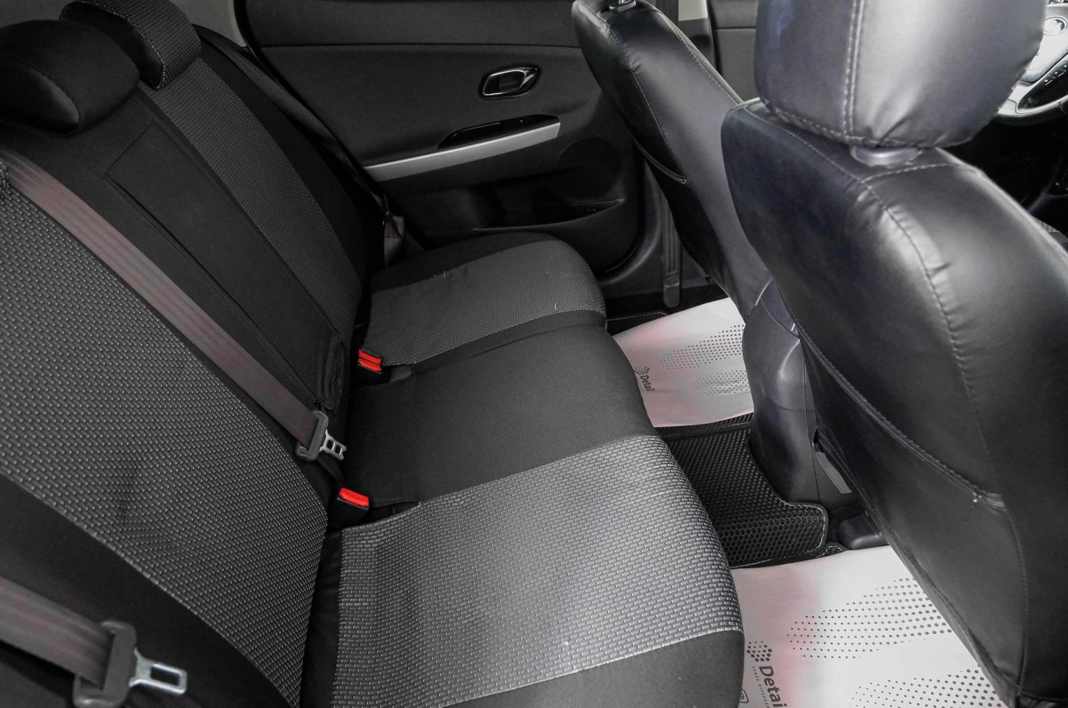 KIA cee'd 10 из 24