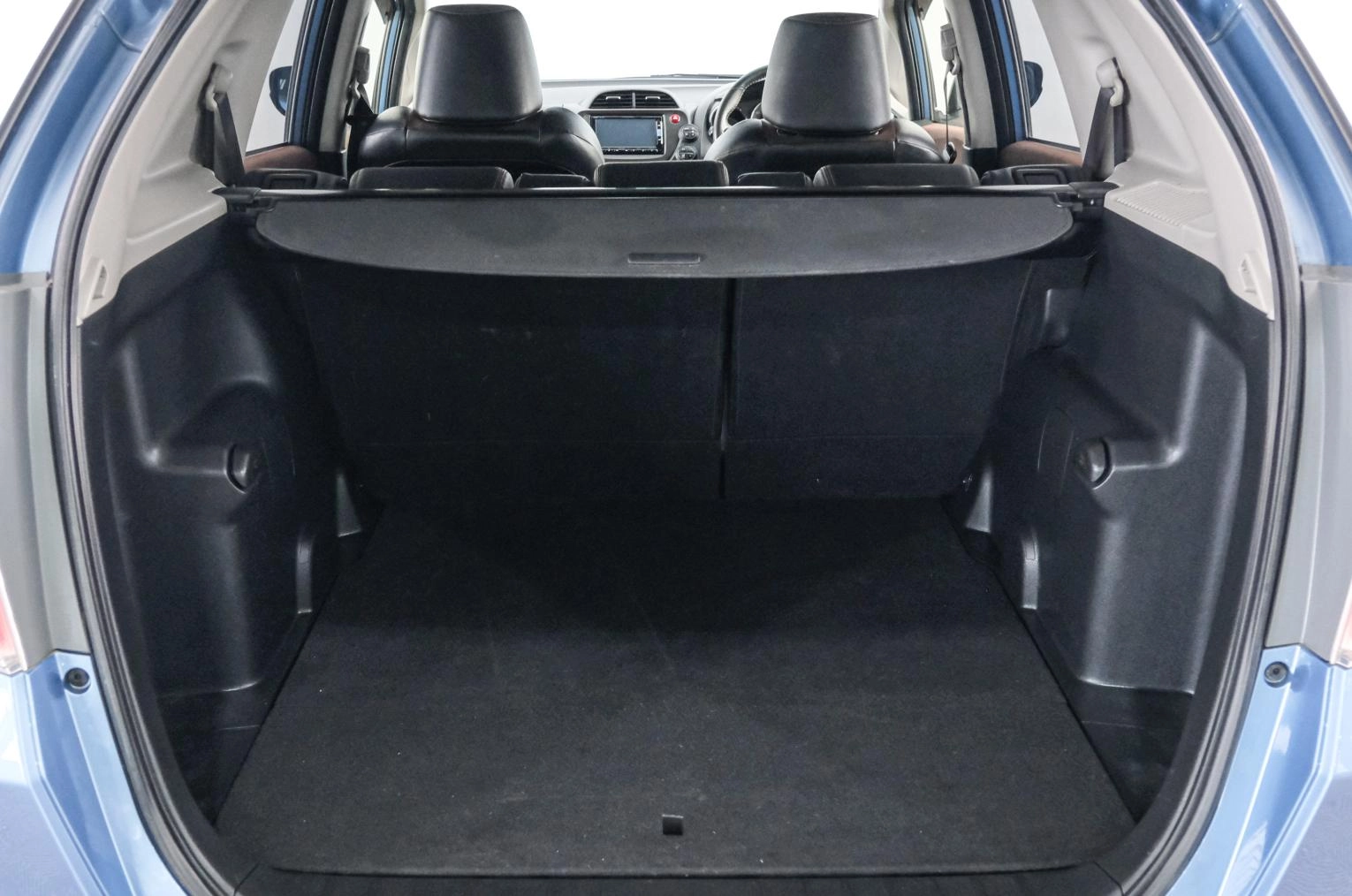 Honda Fit Shuttle 22 из 22