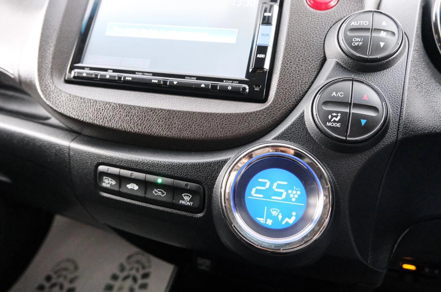 Honda Fit Shuttle 17 из 22