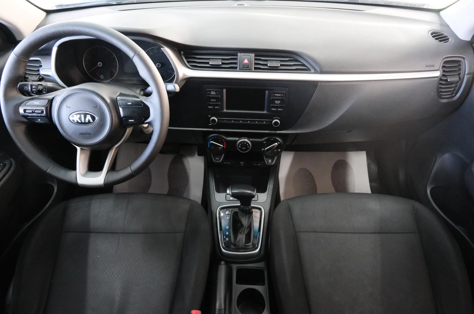 KIA Rio X 15 из 25