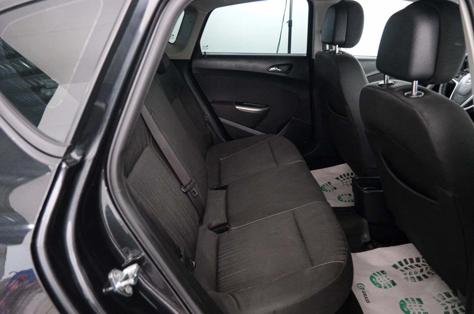 Opel Astra 20 из 21