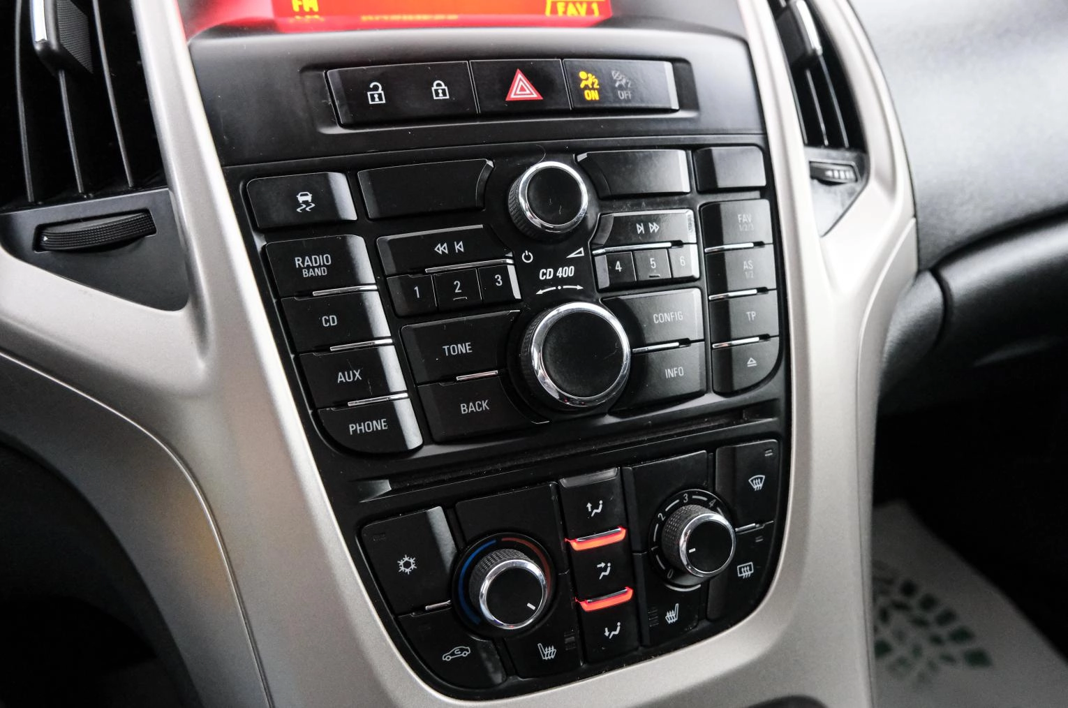 Opel Astra 15 из 21