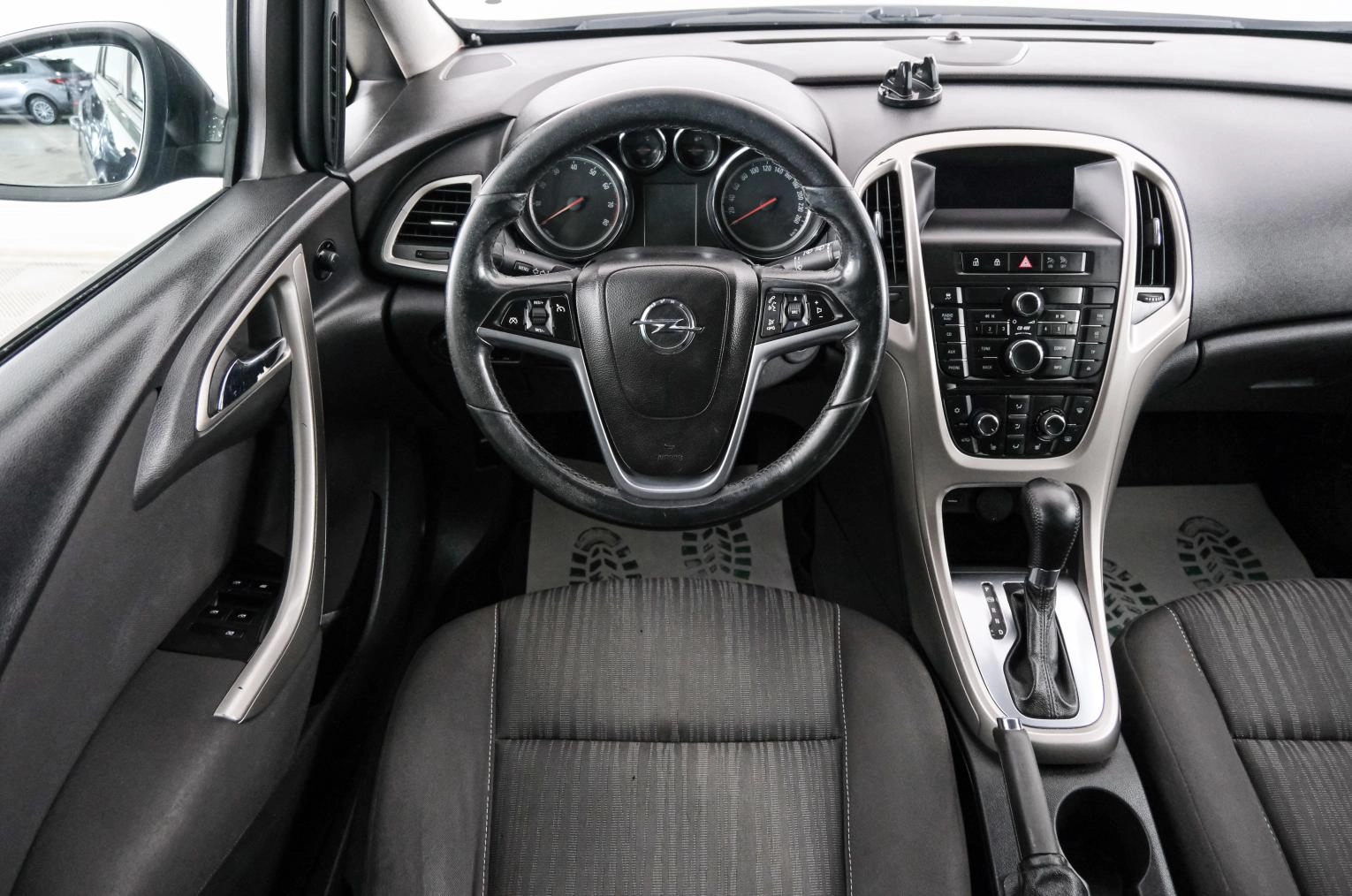 Opel Astra 14 из 21