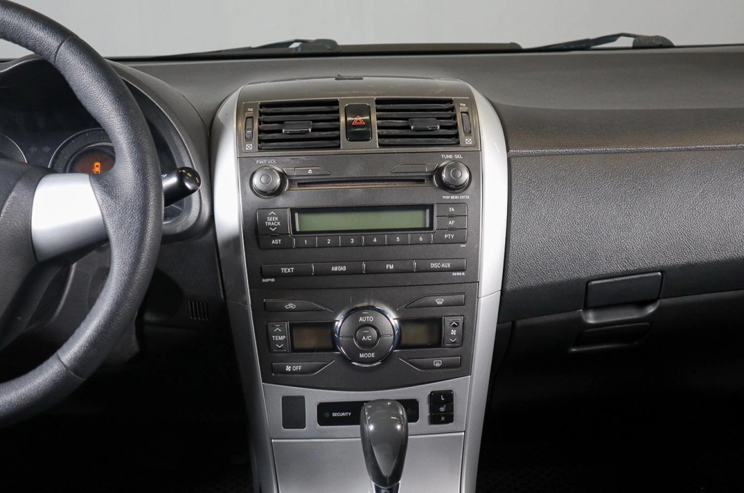 Toyota Corolla 11 из 15