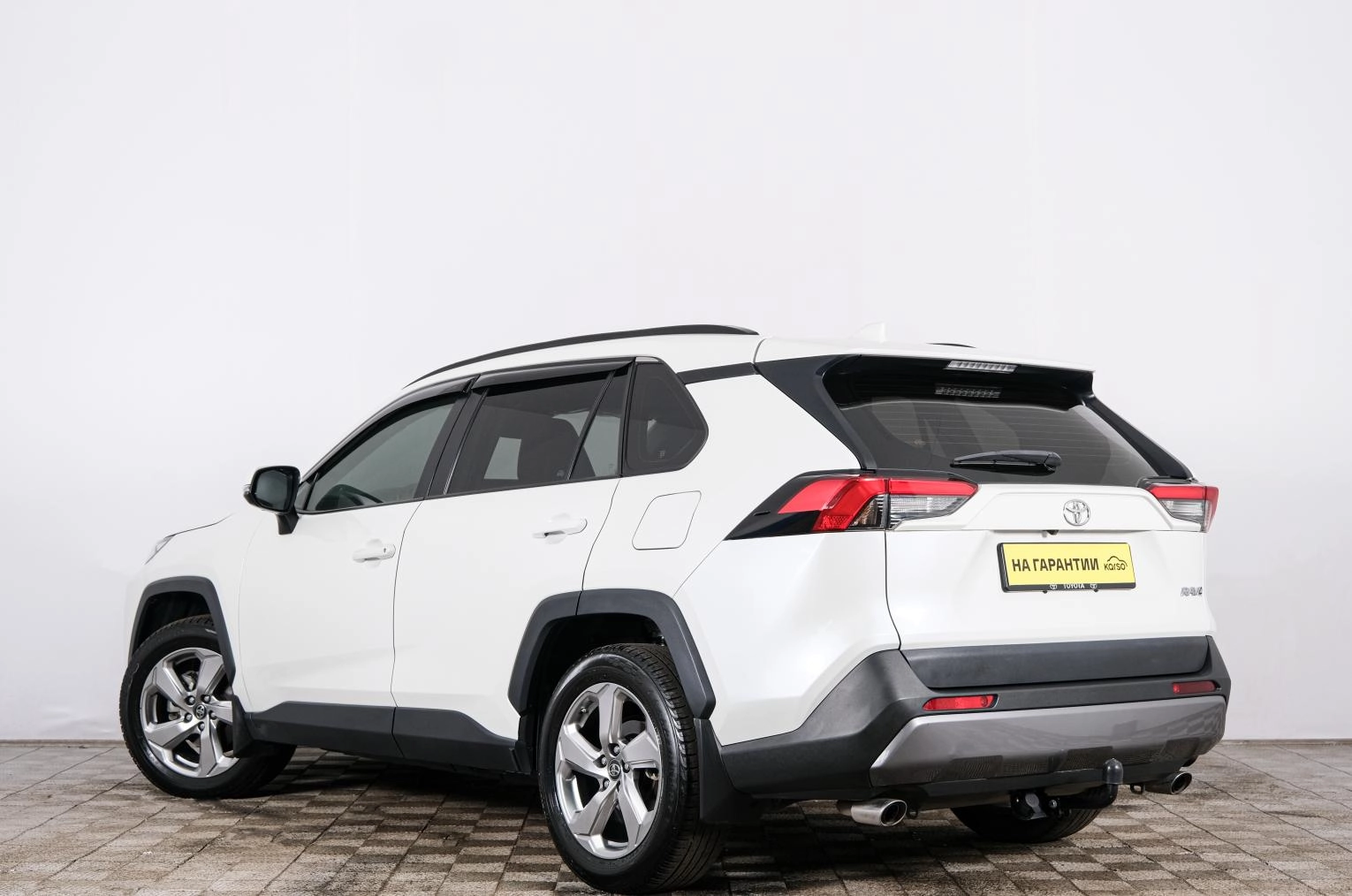 Toyota RAV4 4 из 25