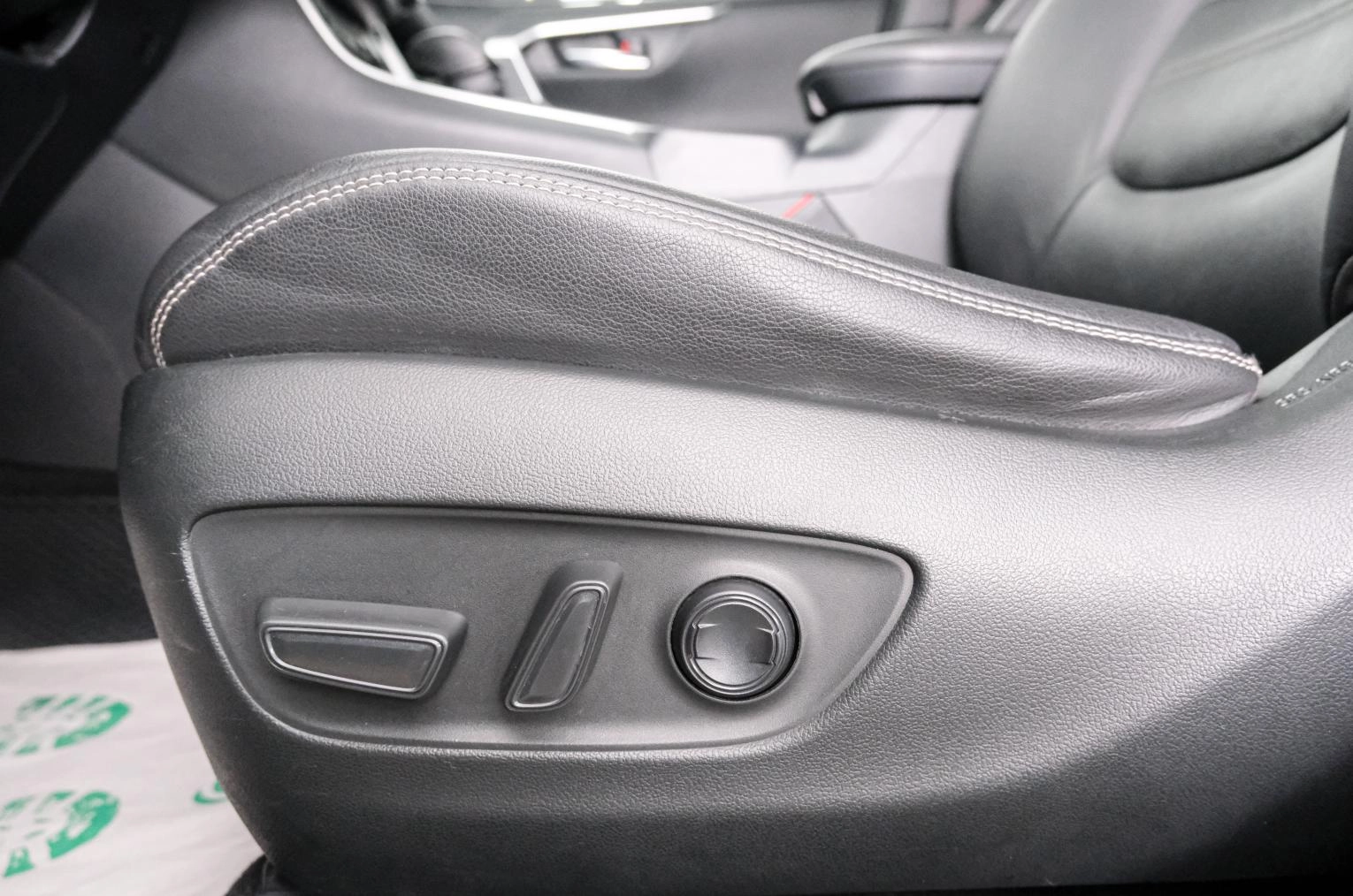 Toyota RAV4 19 из 25