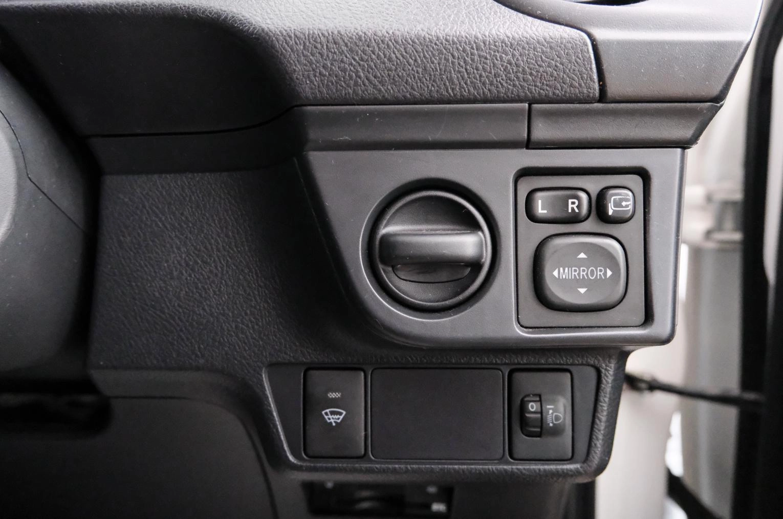 Toyota Corolla Fielder 18 из 22