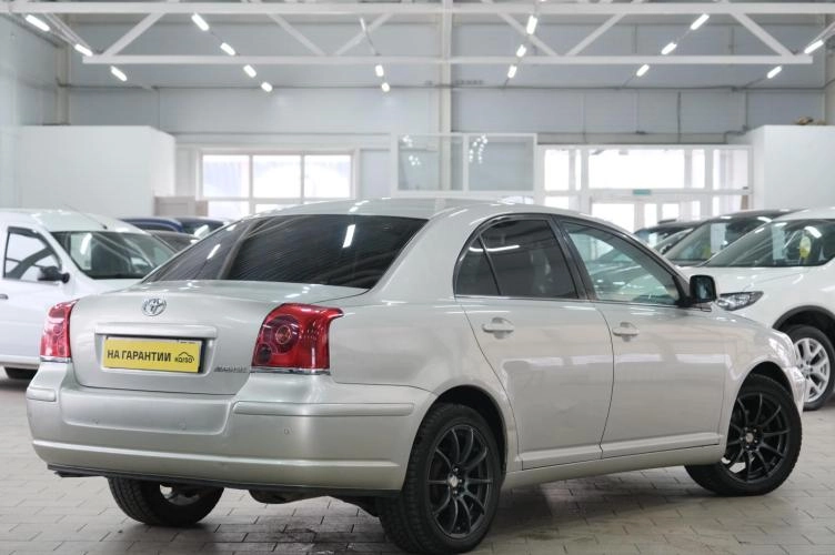 Toyota Avensis 6 из 6