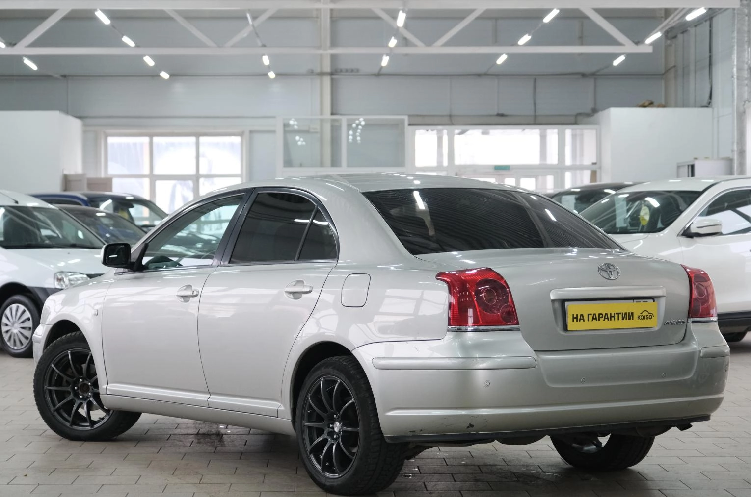 Toyota Avensis 4 из 24