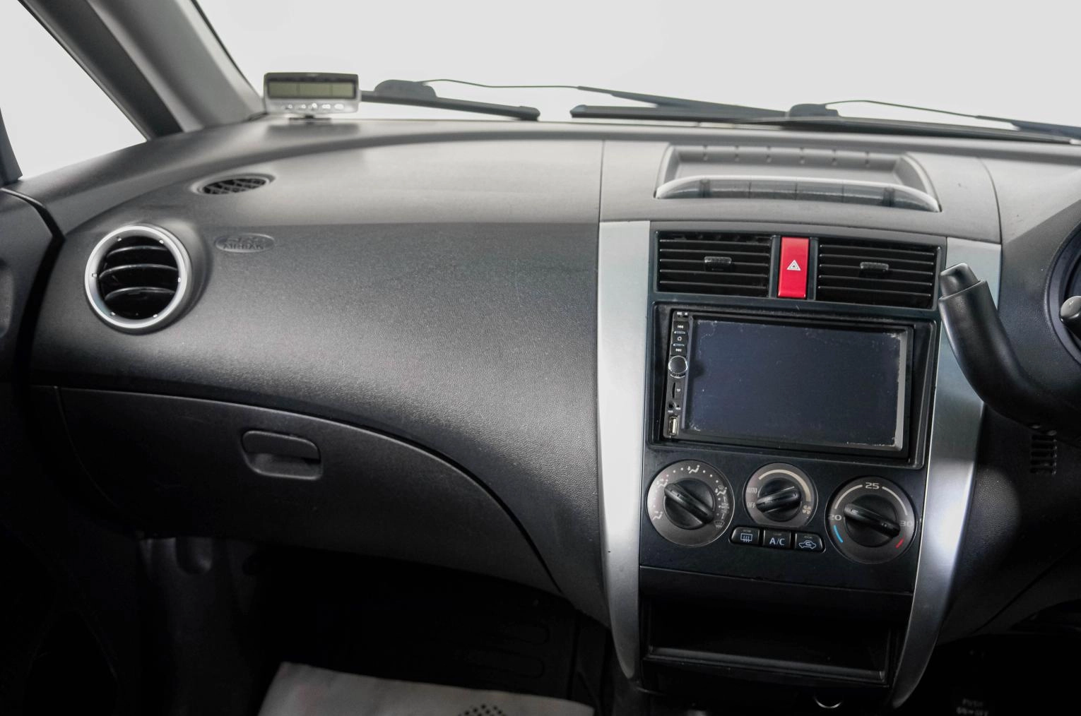 Mitsubishi Colt 12 из 19