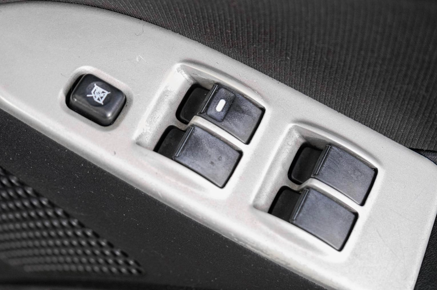 Mitsubishi Colt 18 из 19