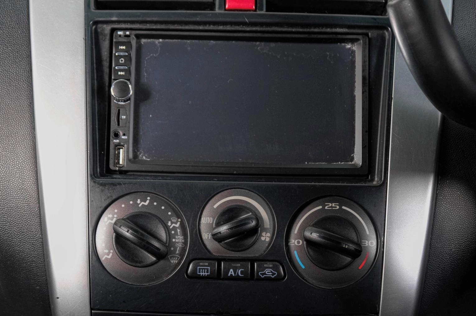 Mitsubishi Colt 16 из 19