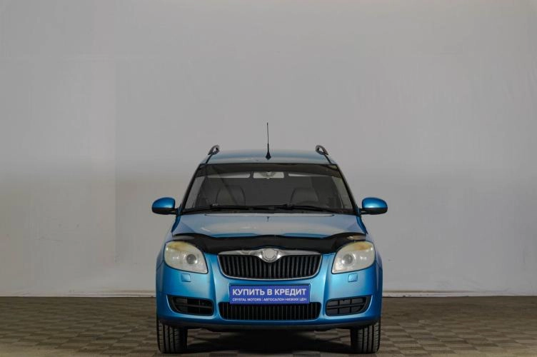Skoda Roomster 2 из 5