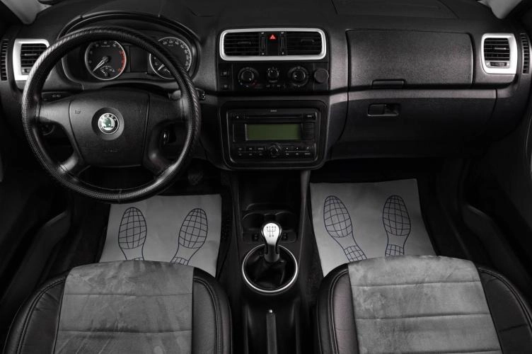 Skoda Roomster 7 из 16