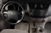 Toyota Highlander 14 из 16