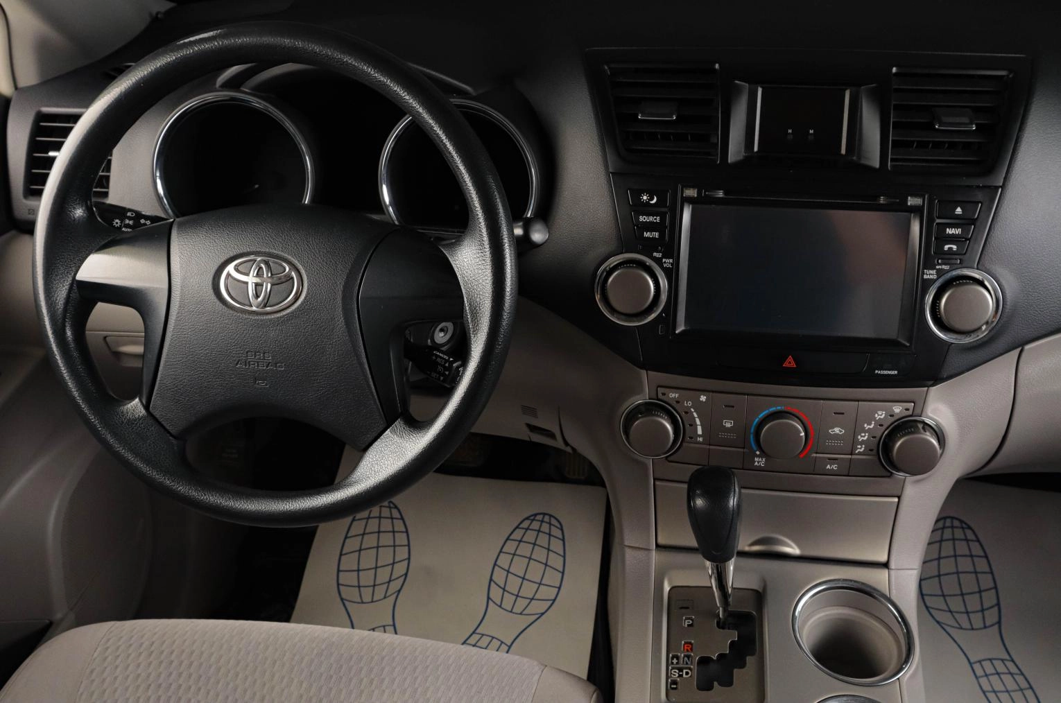 Toyota Highlander 14 из 16