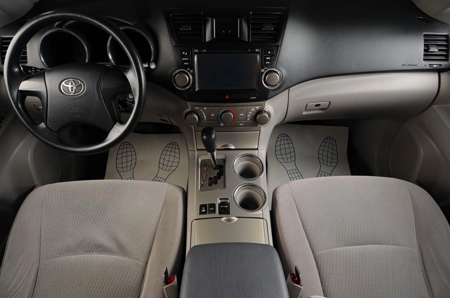 Toyota Highlander 7 из 16