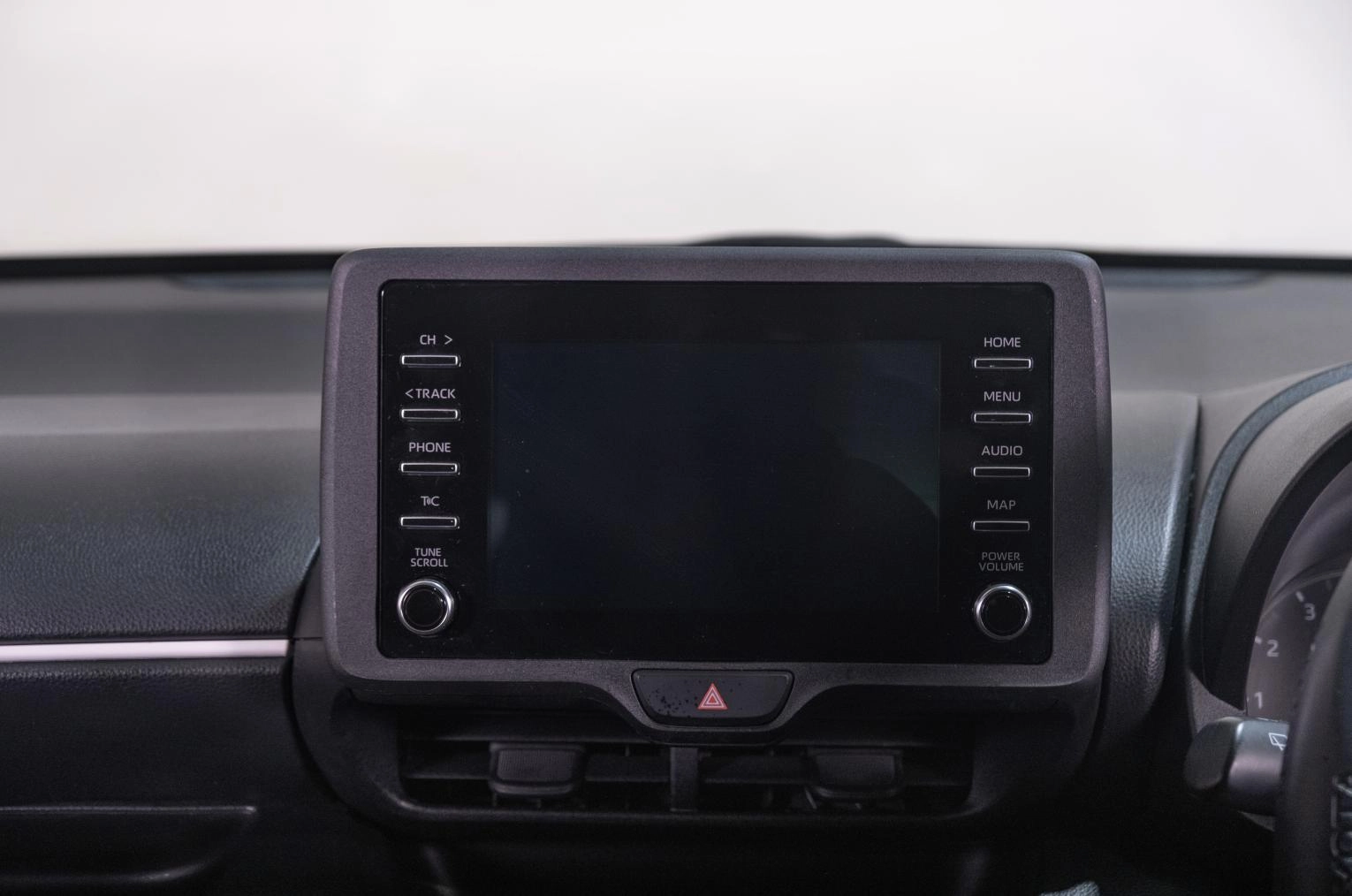 Toyota Yaris 16 из 23