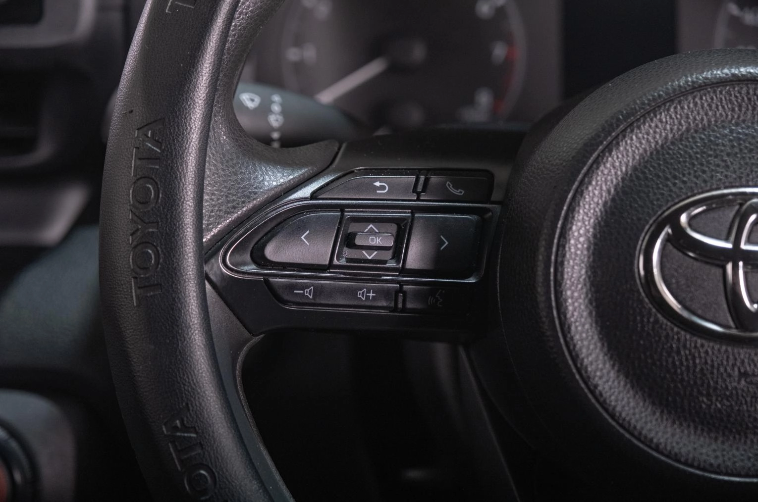 Toyota Yaris 14 из 23