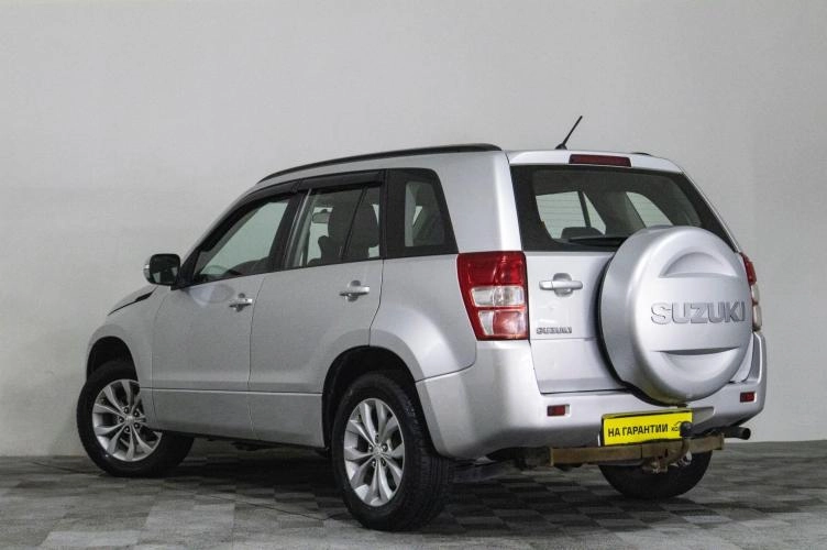 Suzuki Grand Vitara 6 из 17