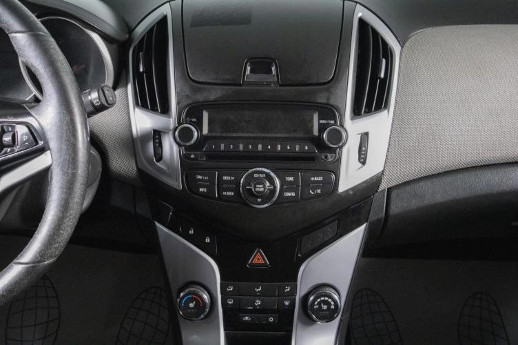 Chevrolet Cruze 13 из 16