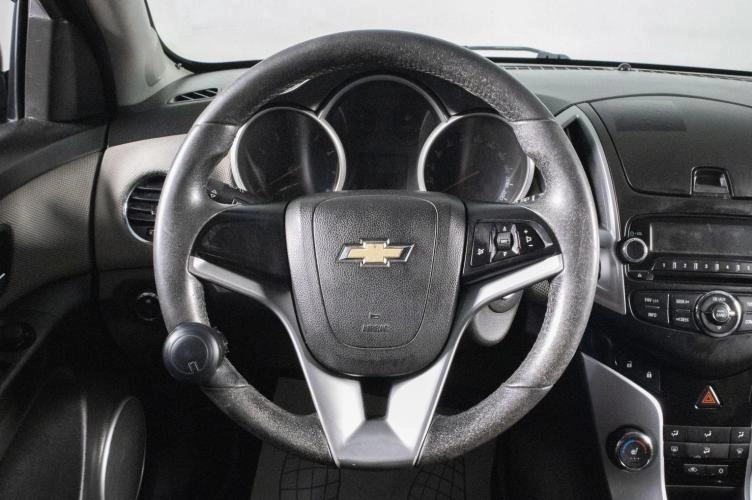 Chevrolet Cruze 10 из 16