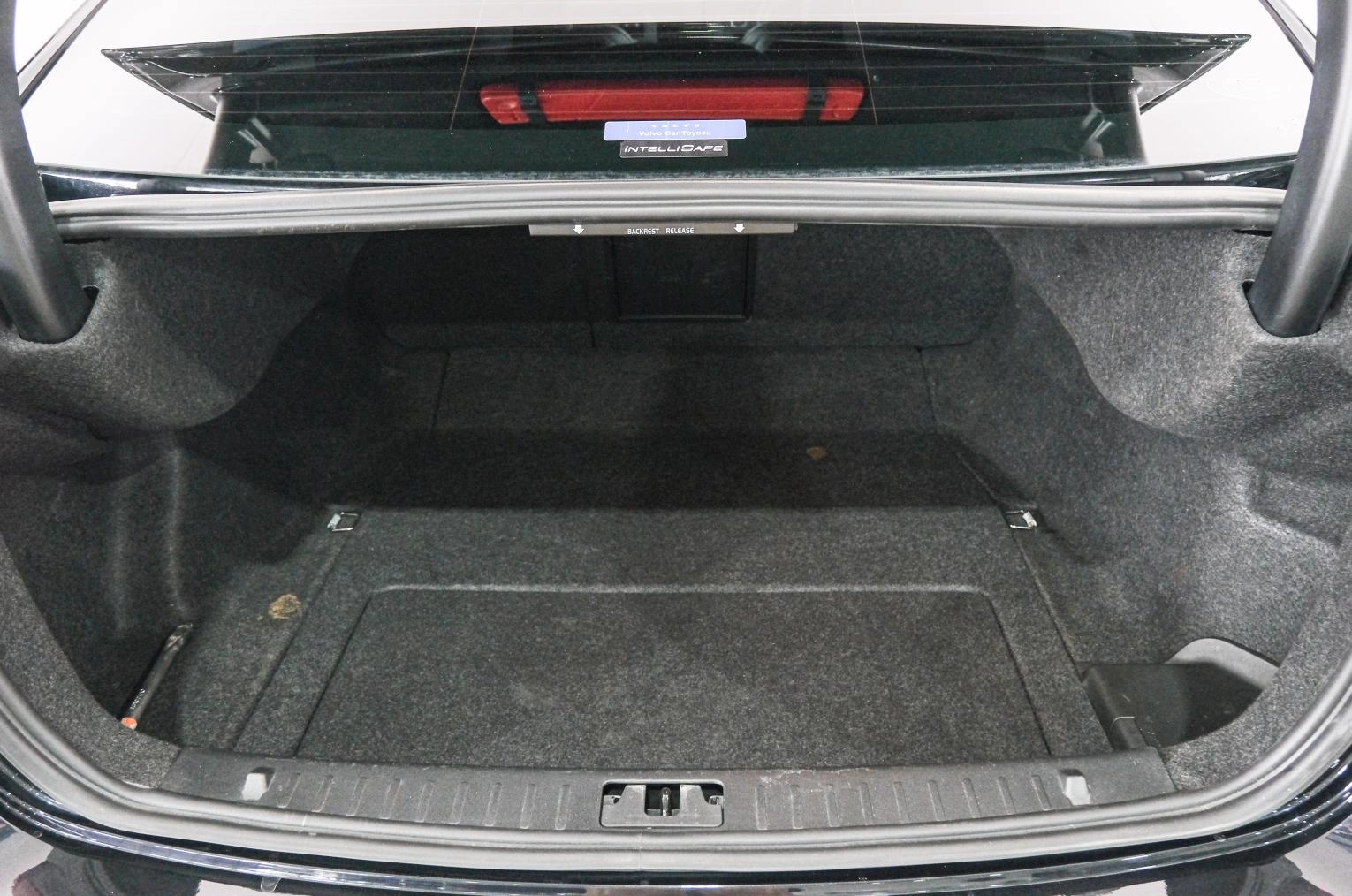 Volvo S60 22 из 22