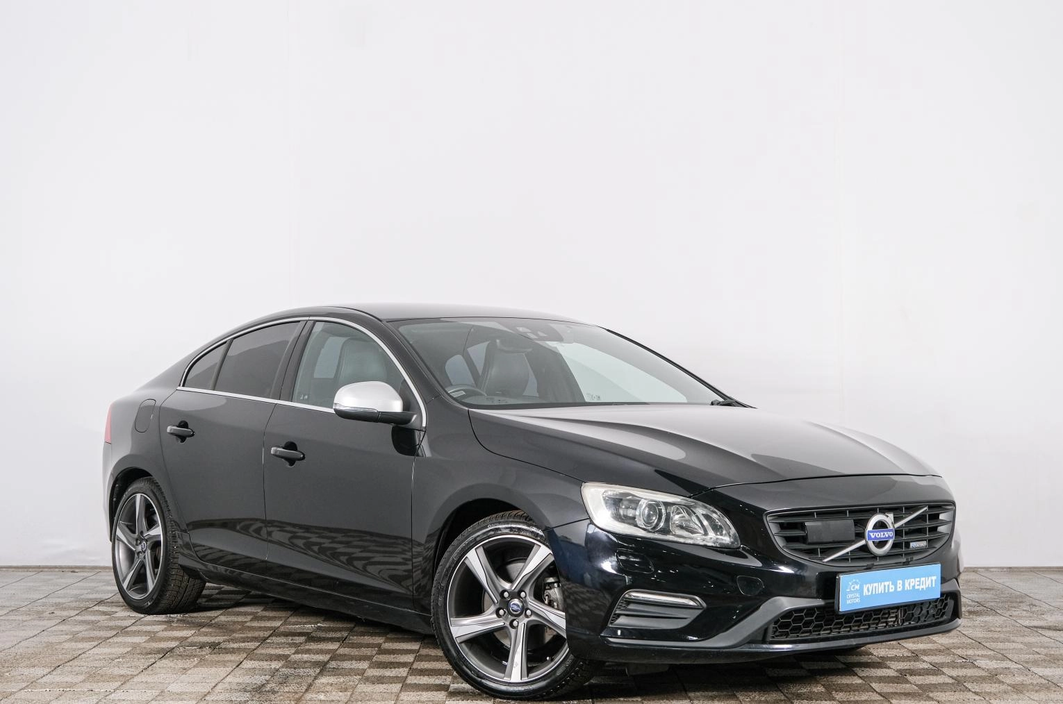 Volvo S60 1 из 22
