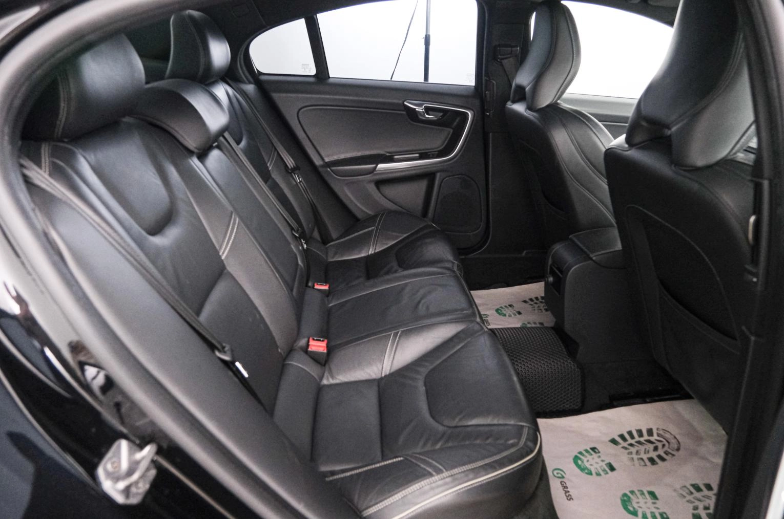 Volvo S60 21 из 22