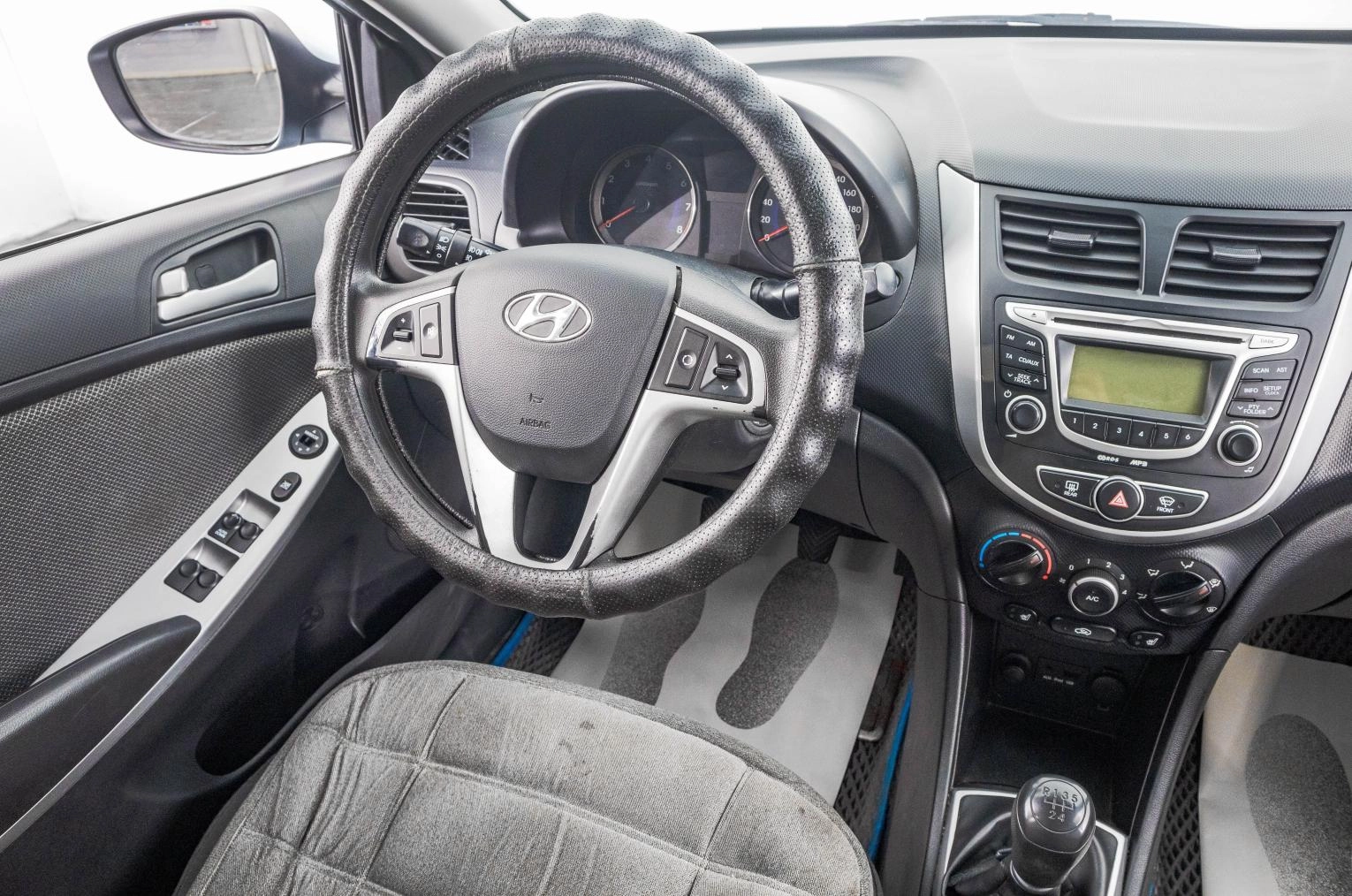 Hyundai Solaris 16 из 25