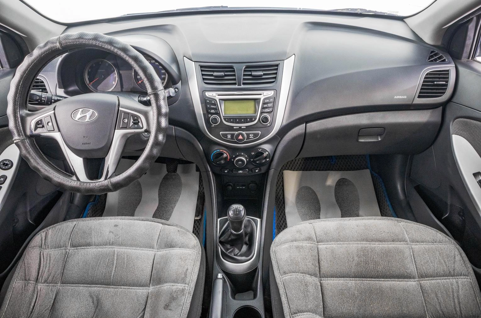 Hyundai Solaris 9 из 25