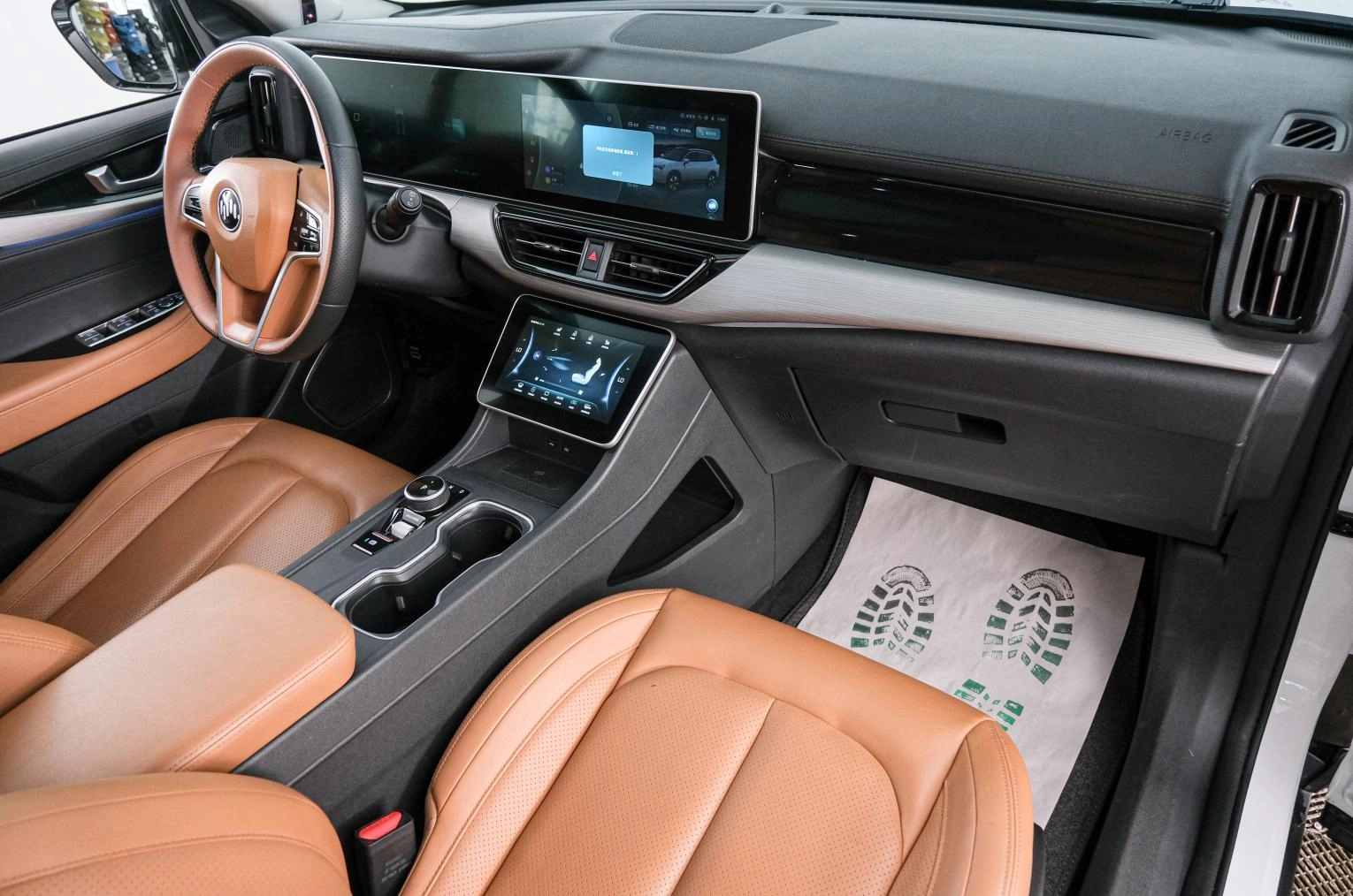 Weltmeister W6 12 из 23