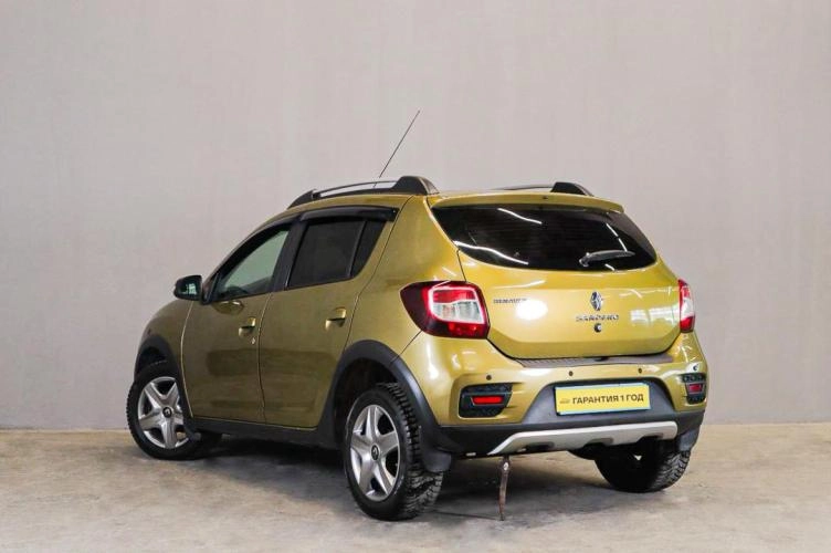 Renault Sandero 4 из 5